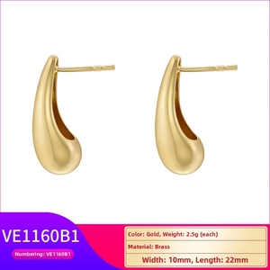 Detailed view of gold-plated teardrop earrings with dimensions of 10x22mm