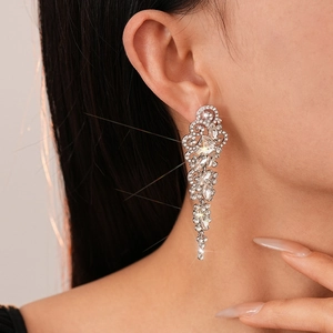 Elegant silver leaf tassel earrings with sparkling rhinestones for luxury wedding jewelry