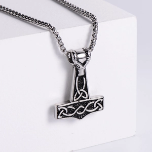 Nordic Viking Mjölnir pendant necklace with sheep head and Thor's hammer in stainless steel