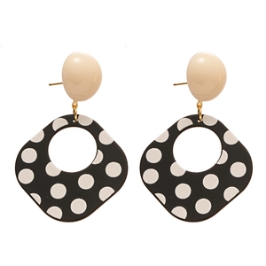 Retro acrylic black and white polka dot geometric earrings with vintage fashion style