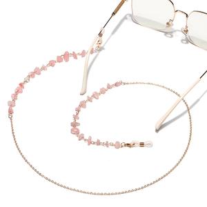 Fashionable eyewear chain with natural pink quartz chips and durable gold alloy metal