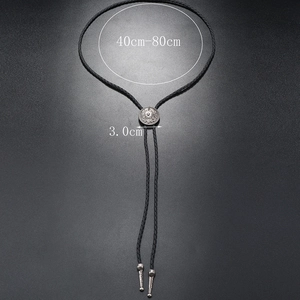 Detailed size specifications for a retro Western bolo tie showing adjustable length and diameter