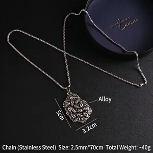 Pendentif crâne punk gothique en alliage avec chaîne en acier inoxydable de 70 cm