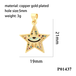 Detailed view showing product dimensions and weight of the star-shaped eye pendant