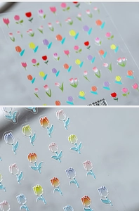 Détails macro d'autocollants pour ongles tulipes avec textures 3D et contours métalliques