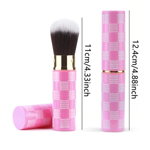 Portable pink plaid retractable makeup brush with dual-state storage and soft gradient bristles