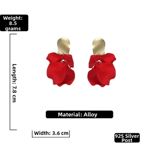 Detailed size view of red rose petal earrings with 925 silver needle and dimensions