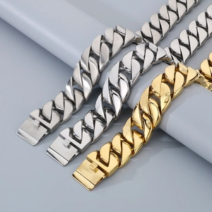Detailed comparison of 31mm Cuban link chains in matte silver, polished silver, and gold finish