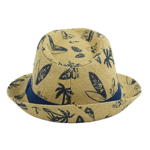 Cappello fedora in paglia con stampe di surf e palme blu scuro per l'estate.