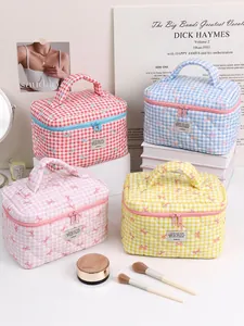 Quilted Gingham Bow Makeup Bag Large Capacity Toiletry Pouch Portable Cosmetic Storage Case For Women Sweet Aesthetic