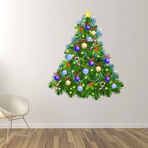 Sticker mural sapin de Noël avec ornements colorés dans une chambre blanche moderne