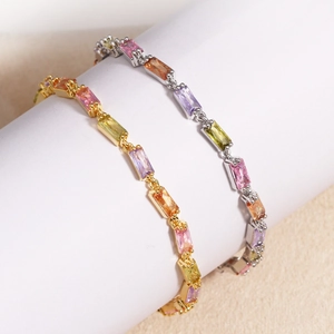 Bracciale tennis arcobaleno placcato oro 18K con pietre di zirconia rettangolari