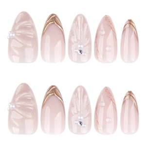 Faux ongles amande œil de chat 3D avec gouttes d'eau, perles et bordures dorées
