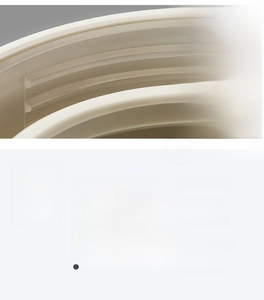 Detail of deepened thread structure for secure sealing on the glass oil dispenser bottle