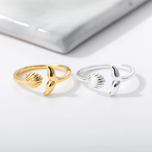 Adjustable ocean theme rings with 18k gold plated shell and mermaid tail design