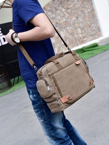 Borsa a tracolla da uomo in tela kaki con scomparti multipli e dettagli in pelle