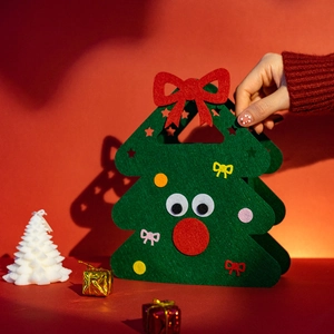 Christmas Gift Bag Thickened Felt Cloth Portable Candy Pouch Santa Reindeer Tree Cartoon Shape Holiday Party Favor