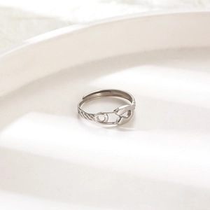 Minimalist silver paperclip safety pin ring for women made of durable titanium steel