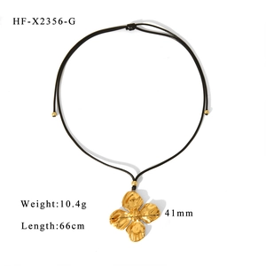 Detail of 18K gold flower pendant necklace with dimensions and hammered texture view