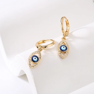 Minimalistische 18K vergoldete Kupfer-Creolen Evil Eye mit blauen Zirkonia-Inlays