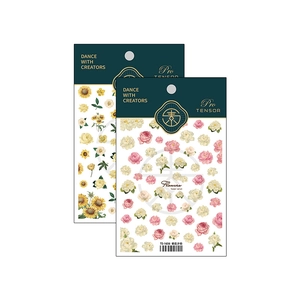 Autocollants 3D mats pour ongles avec motifs floraux de roses et tournesols sur fond blanc