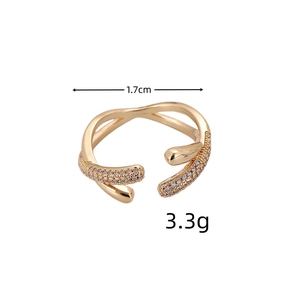 Luxury geometric copper ring with pavé zircons in gold, measuring 1.7cm and 3.3g