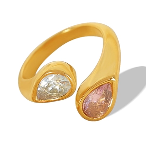 Retro 18k gold plated stainless steel open ring with pink and clear teardrop zircons