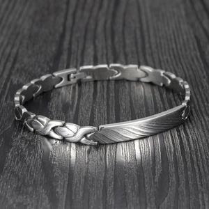 Minimalist silver stainless steel fish feather bracelet with engraved metal plate