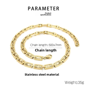Detail der 500mm goldfarbenen Edelstahl-Gliederkette mit rechteckigen Elementen