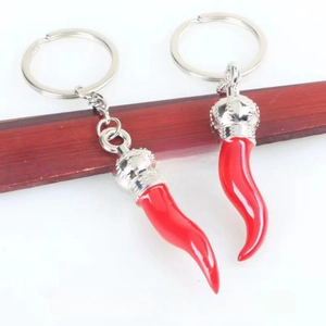 Metal red chili pepper keychain cute alloy keyring accessory stylish bag charm pendant gift
