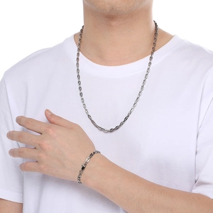 Polished silver stainless steel interlocking curb chain necklace and bracelet set for men