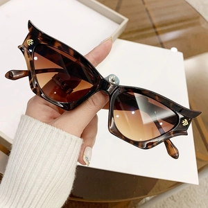 Vintage Cat Eye Sunglasses UV400 Protection PC Frame Trendy Y2K Street Style For Women Fashion Travel Party