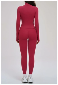 Vue arrière de l'ensemble de yoga col montant rose foncé, tissu élastique pour fitness