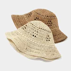 Breathable crochet straw sun hat for women in beige and brown colors for summer beach