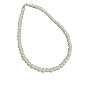 Elegant white pearl beaded necklace with metal clasp for women minimalist jewelry