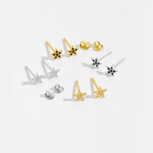 Minimalist S925 sterling silver star stud earrings set in gold and silver finishes