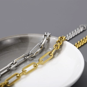 Minimalist titanium steel chain bracelet featuring hollow paperclip and curb links