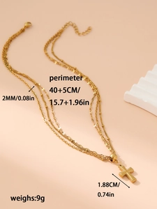 Detaillierte Größenangaben für die goldene dreilagige Kreuz-Anhänger-Halskette