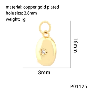 Detailed specs of 18K gold plated oval star pendant with size and weight annotations