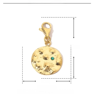 Detailed size parameter of sun pendant with green rhinestone and stainless steel lobster clasp