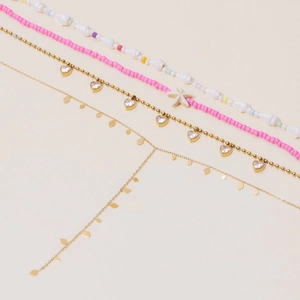 Ensemble de bracelets de cheville dorés avec perles colorées et pendentif en cœur
