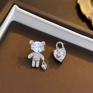 Asymmetric Bear And Heart Lock Stud Earrings With 925 Sterling Silver Earring Post Copper Zircon Jewelry For Women