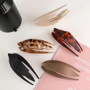 Large Hair Claw Clip Plastic Resin Matte Tortoise Shell Non-Slip Strong Hold Minimalist Feather Shape Elegant For Women