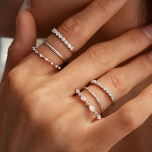 6Pcs set of 18K gold plated geometric rings with zircon inlay and silver finish