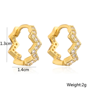 Detail view of wavy 18K gold plated hoop earrings with white zircon stones and size info