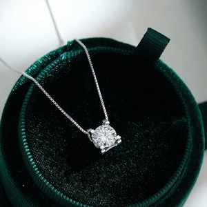 Classic S925 sterling silver moissanite pendant necklace on green velvet gift box