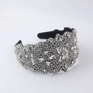 Baroque style geometric silver rhinestone headband with black fabric for parties
