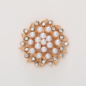 Accessoire fleur dorée avec perles blanches et strass brillants pour artisanat DIY
