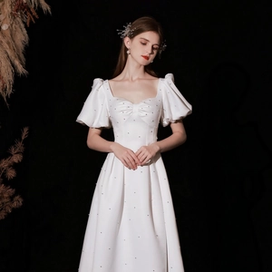 French Vintage White Wedding Dress Artificial Pearl Beaded Satin Square Neck Puff Sleeves A-Line Evening Gown For Women