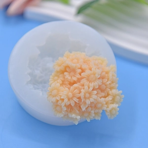 Daisy flower cluster silicone mold for DIY baking, mousse cake, and chocolate making